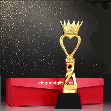 golden crown trophy plaque