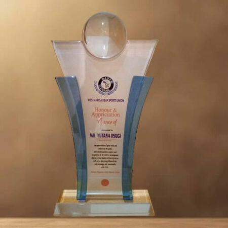 crystal award trophy for achievement