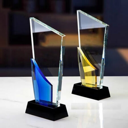 latest crystal trophy award